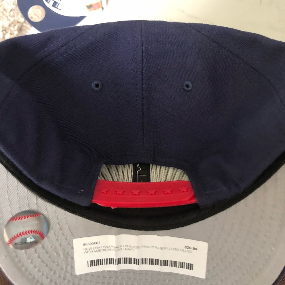 Philly snap back - Picture 2 of 2